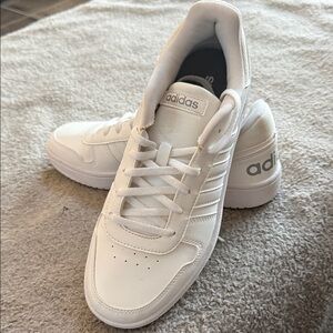 Adidas Women's Classic White Sneakers size 9.5 LIKE NEW